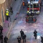 Los Mossos culminan con éxito los desalojos de las casas "okupadas" de la Ruina y el Kubo en Barcelona e identifican a siete personas