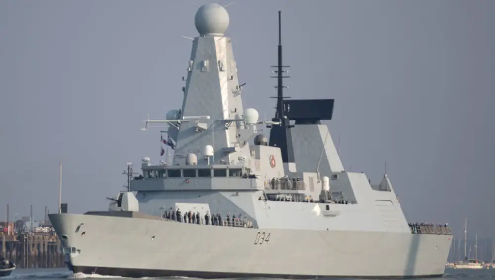 El destructor HMS Diamond