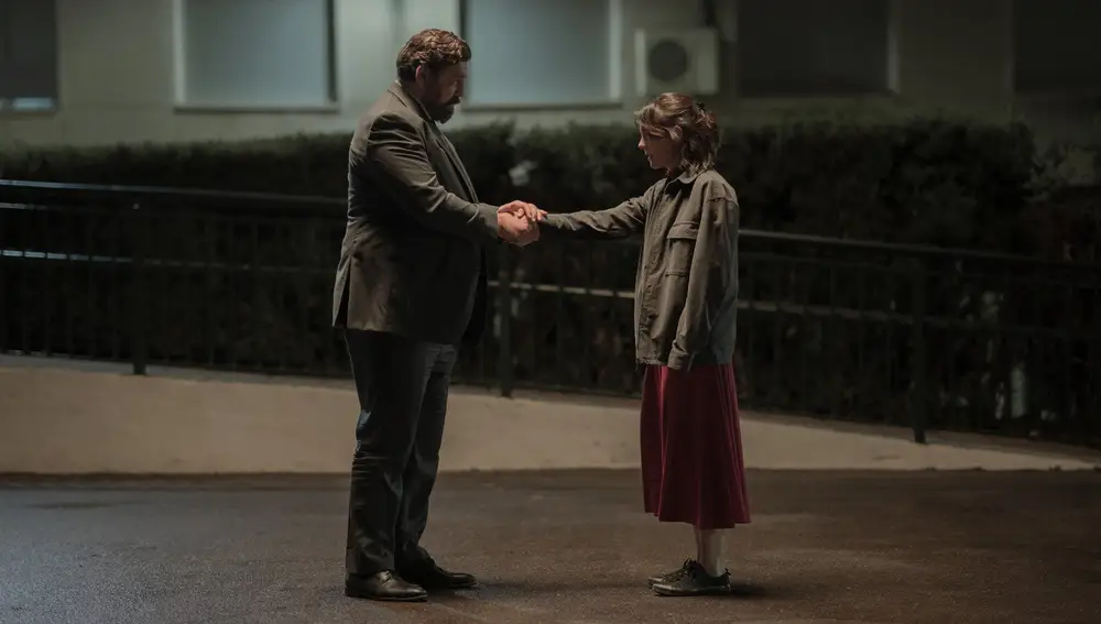 Vicky Luengo y Hovik Keuchkerian en 'Reina Roja'