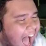 Taqueriasbeto cogiendo aire exageradamente para cantar un gol