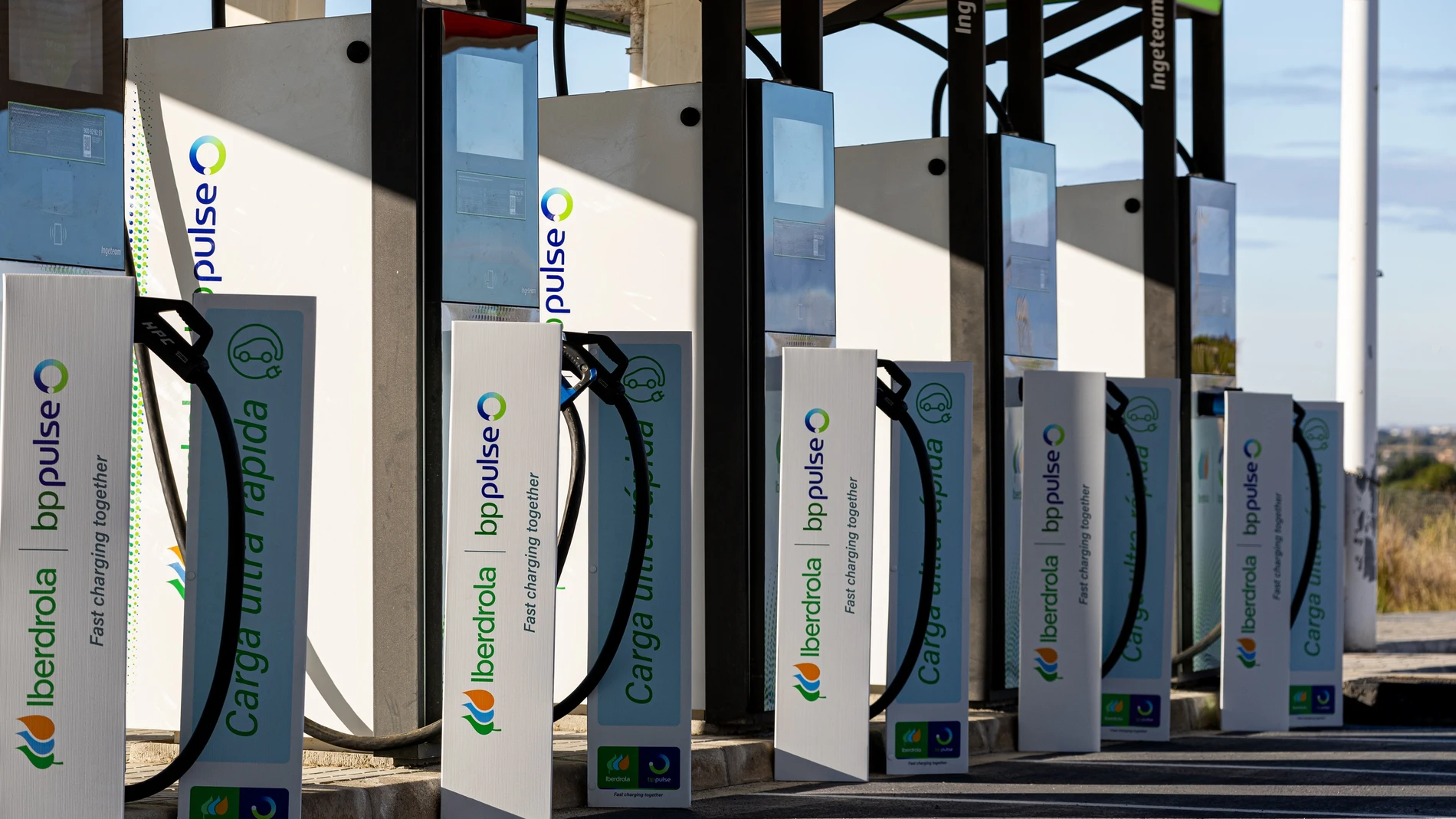 Electrolinera de Iberdrola y bp pulse