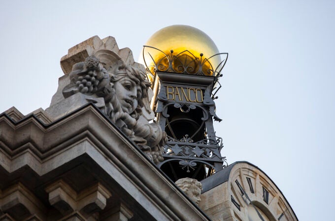 Fachada del Banco de España. 