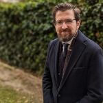 El periodista y escritor Miguel Ángel Robles