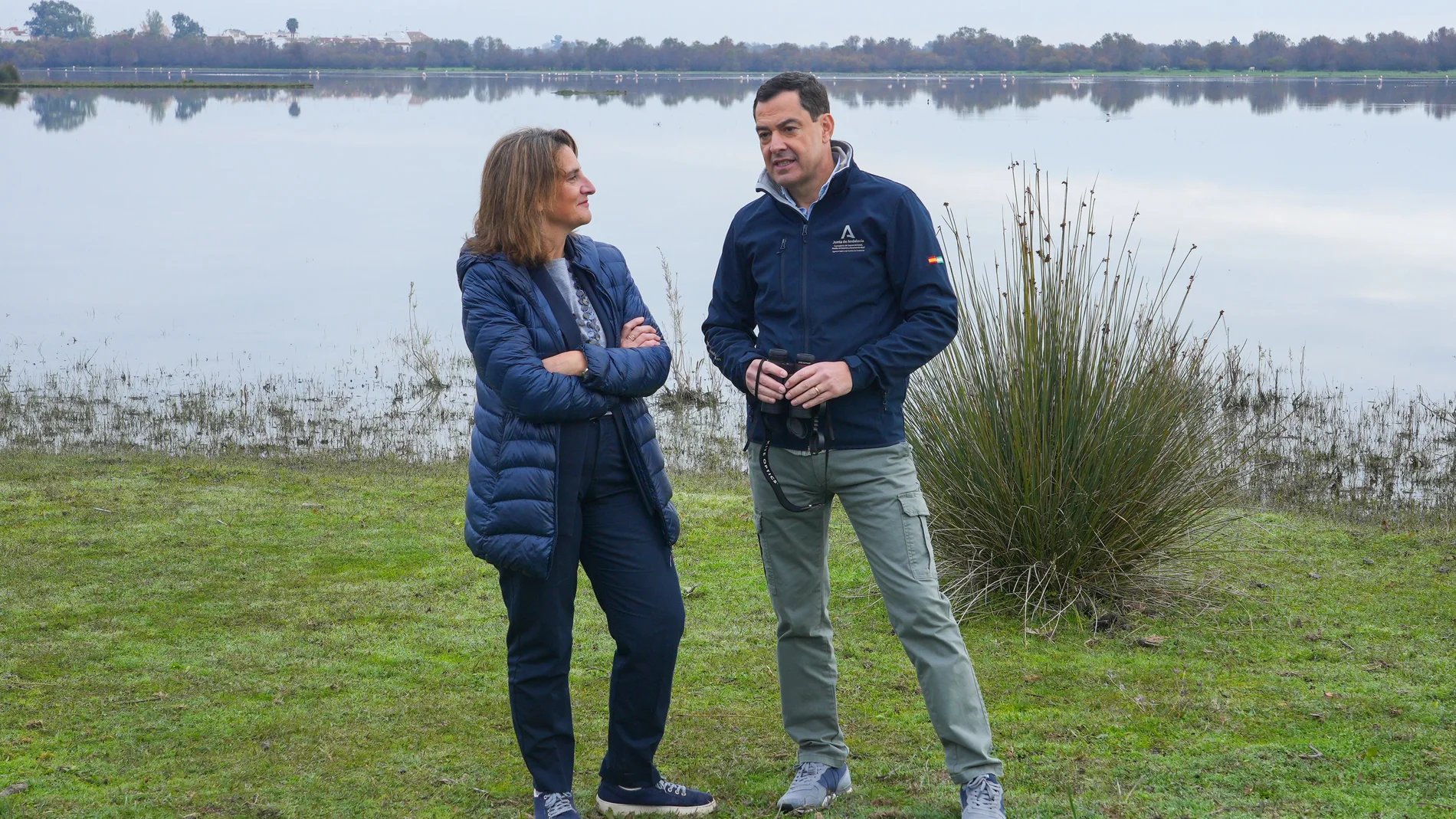 Moreno y Ribera durante su visita a Doñana