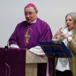El obispo de León preside la Eucaristía