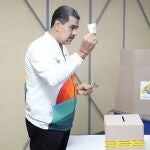 Maduro expulsa a cualquier periodista que pretenda informar con objetividad de lo que ocurre en el país