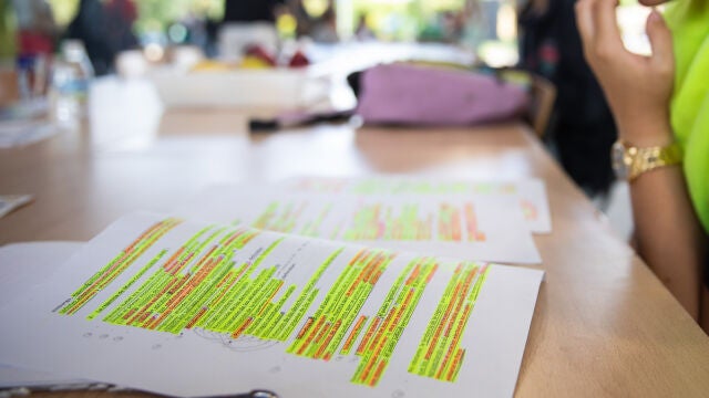 España obtiene su peor resultado histórico en Matemáticas en el Informe PISA, empeora en Lectura y mejora en Ciencia