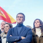 Feijóo descarta problemas con Vox pero recalca que no les pedirá permiso para hacer concentraciones en la calle