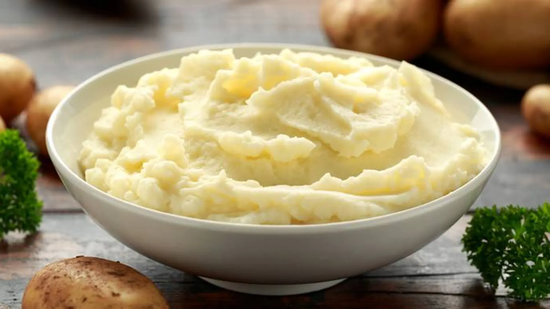 Puré de patatas con mantequilla tostada: un innovador plato para disfrutar en tus asados navideños