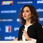 Ayuso interviene en un debate de ‘La Vanguardia’ en Barcelona 