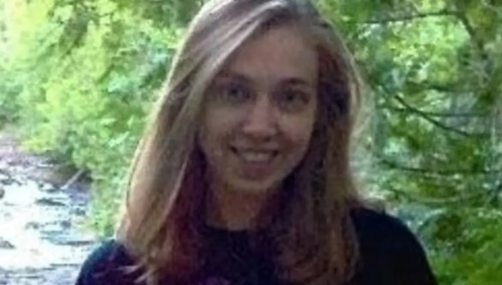 Lauren Erickson Van Wart, mujer asesinada por un tiburón mientras practicaba remo en su luna de miel en las Bahamas
