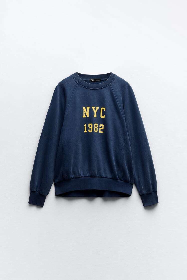 Sudadera felpa.