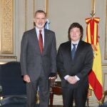 El Rey Felipe VI se reúne con Javier Milei para conversar sobre las relaciones entre España y Argentina