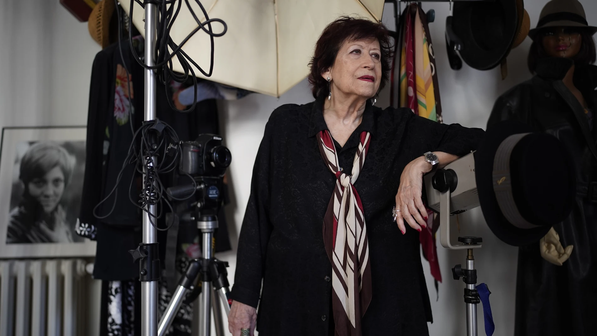 Pilar Aymerich en su estudio en el barrio de Gràcia