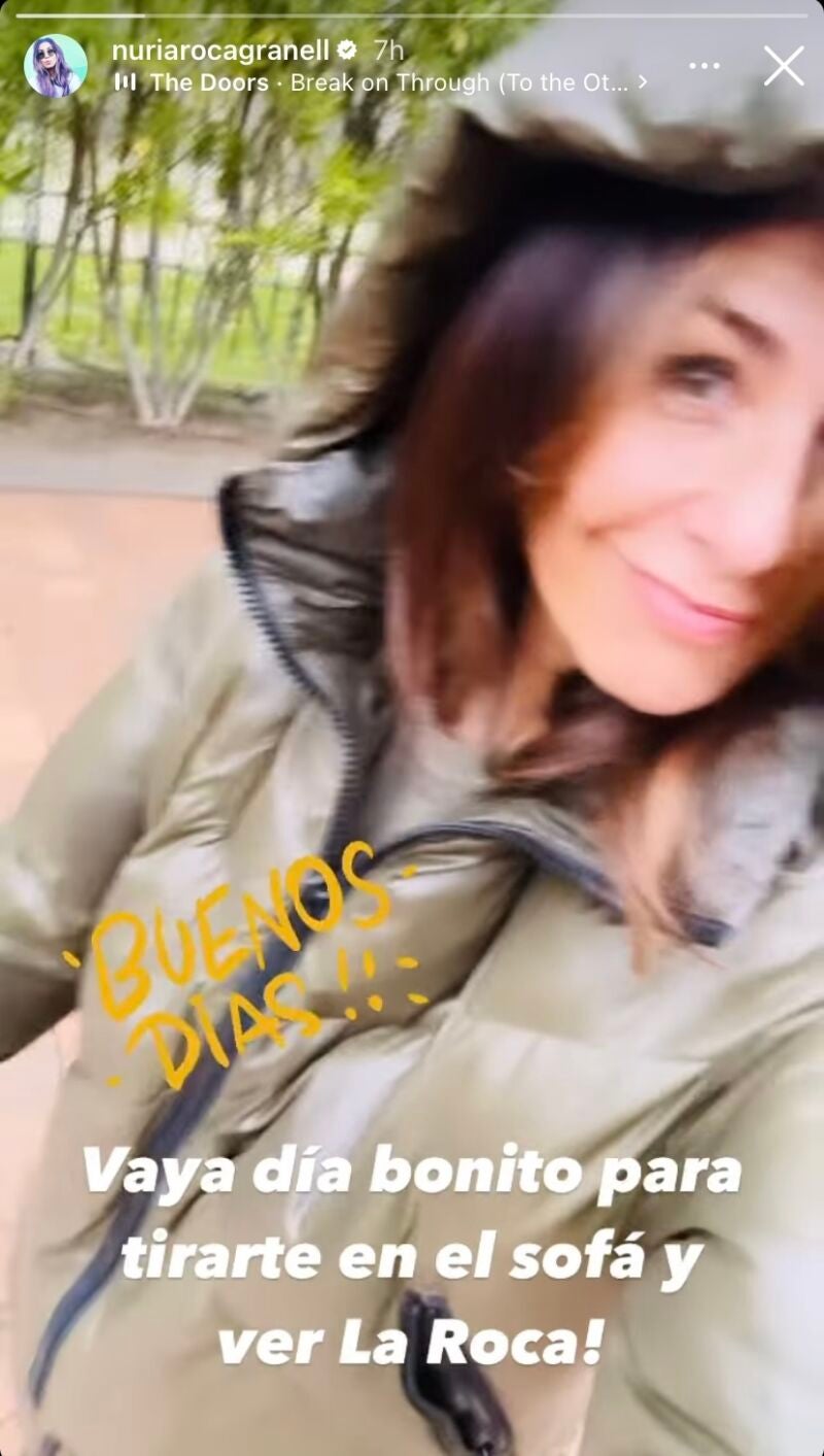 Nuria Roca con plumífero verde. 