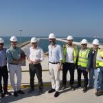 Moreno propone al Gobierno un plan director de desalación para activar nuevas desaladoras en Andalucía en cuatro años