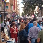 Alicante dinamiza esta Navidad el comercio local y las compras con actividades y talleres en 10 plazas