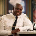 El actor Andre Braugher en la ficción 'Brooklyn Nine-Nine'