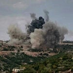 O.Próximo.- Israel bombardea "edificios militares" de Hezbolá en el sur de Líbano