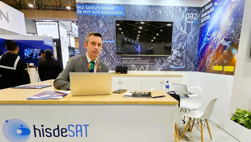 Hisdesat estand en Colombia.
