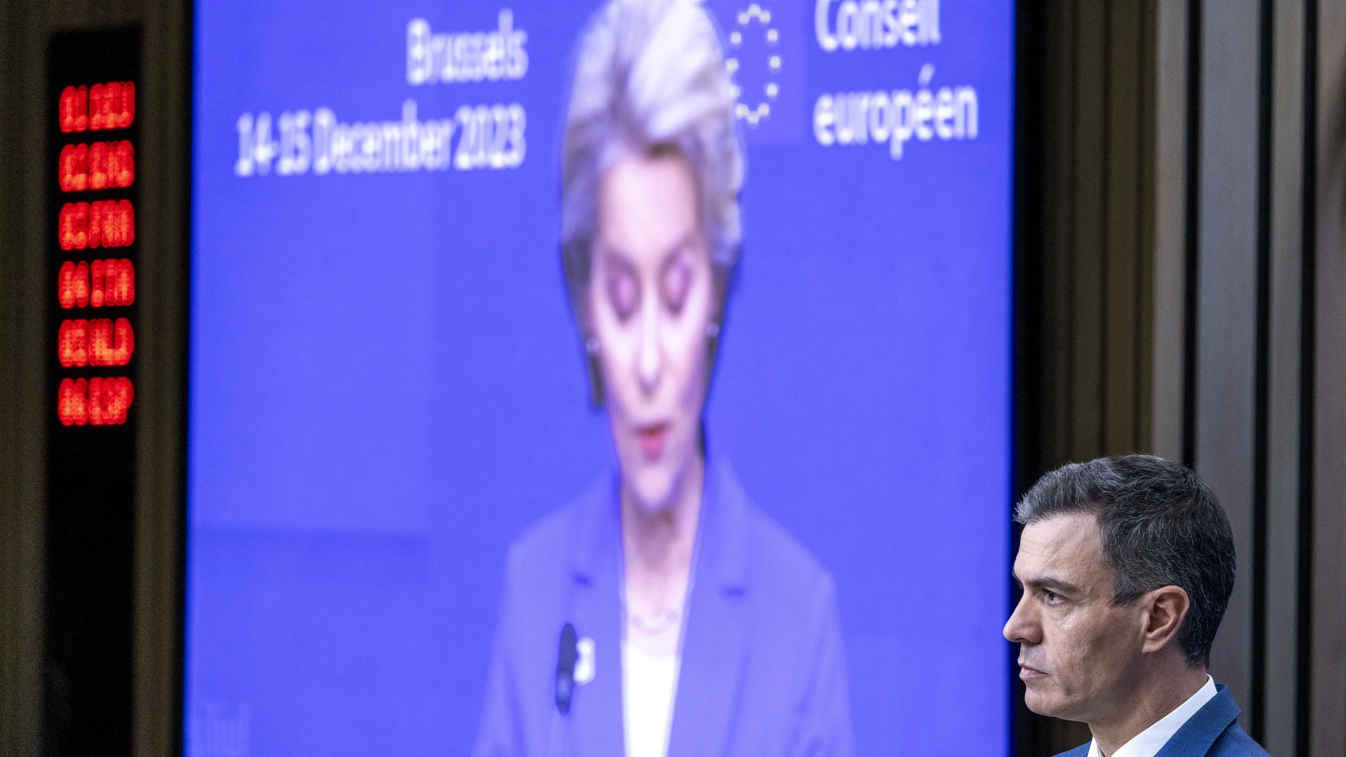VÍDEO: Von der Leyen dice que confía "en todos los Estados miembros", sobre la comparación de España con Hungría