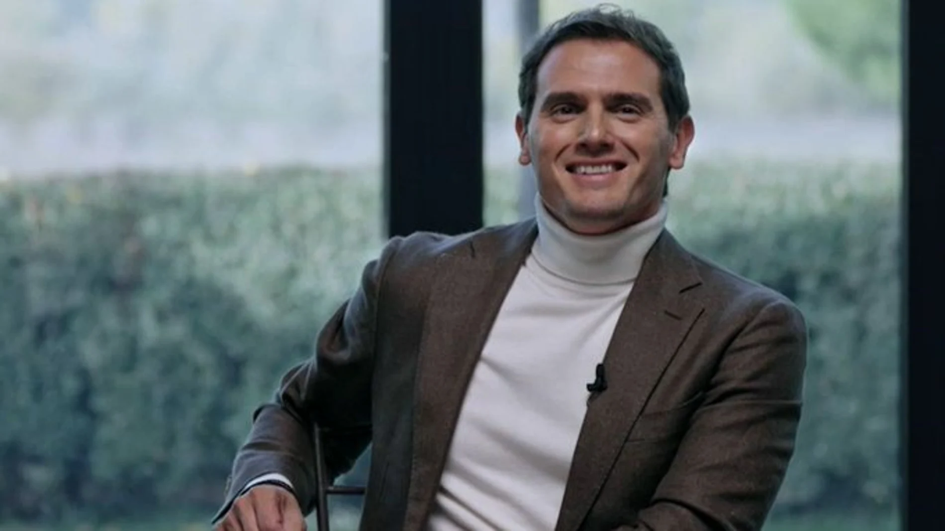 Albert Rivera será preguntado por su relación con Malú y explicará si volverá a la política