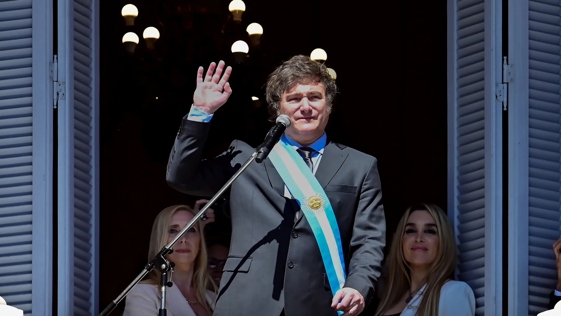 Argentina.- Milei venderá dos aviones de la flota de YPF "usados casi en exclusividad" por la clase política argentina