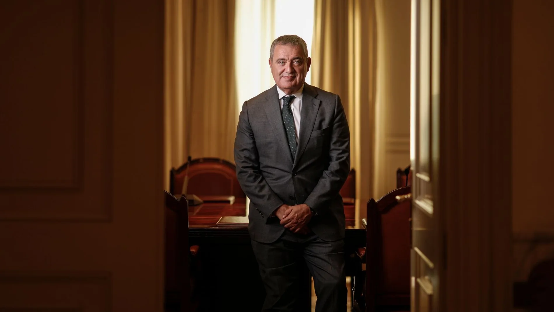 José María Macías, vocal del CGPJ, felicita las Navidades definiendo el panorama actual como «tiempos de incertidumbre y miseria moral»