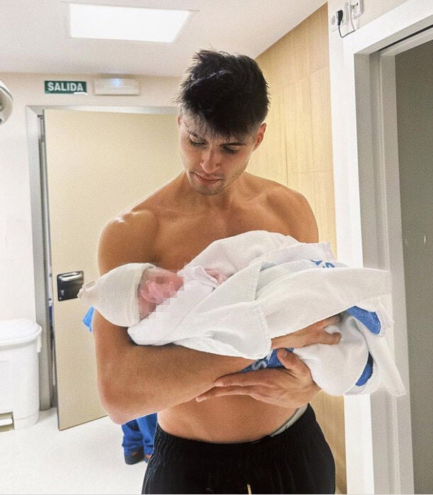 Javier Tudela con su hija Bianca