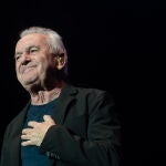 Concierto Víctor Manuel con motivo del fin de su tour 75 aniversario