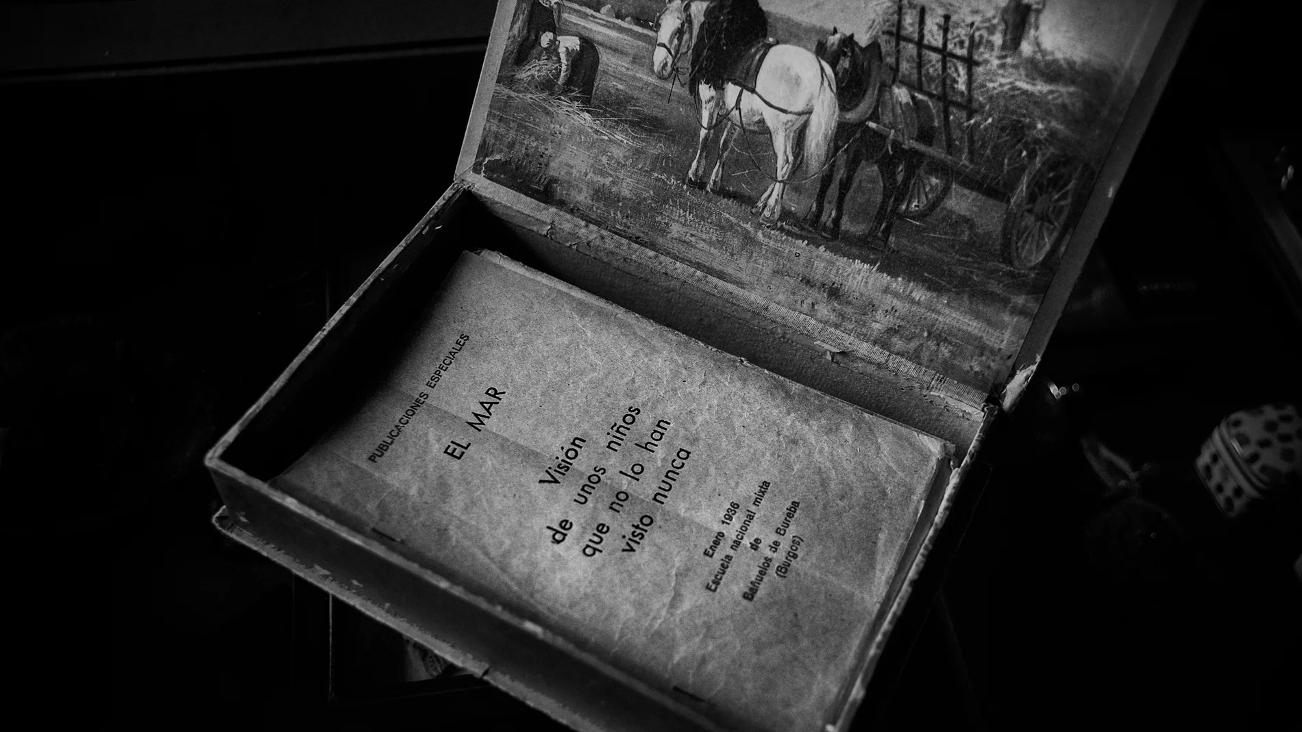 Uno de los cuadernos que editó Antoni Benaiges documentado por Sergi Bernal