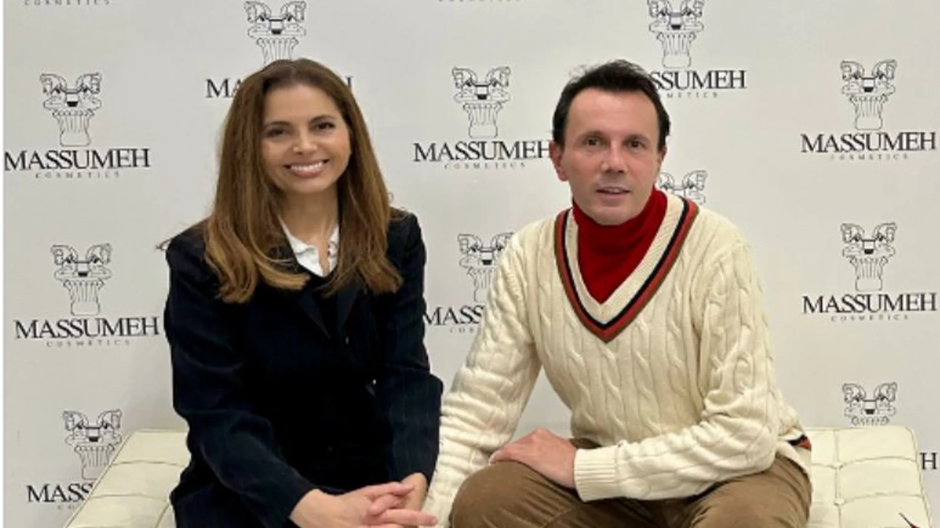 Nasrin Zhiyan con Jesús María Montes-Fernández