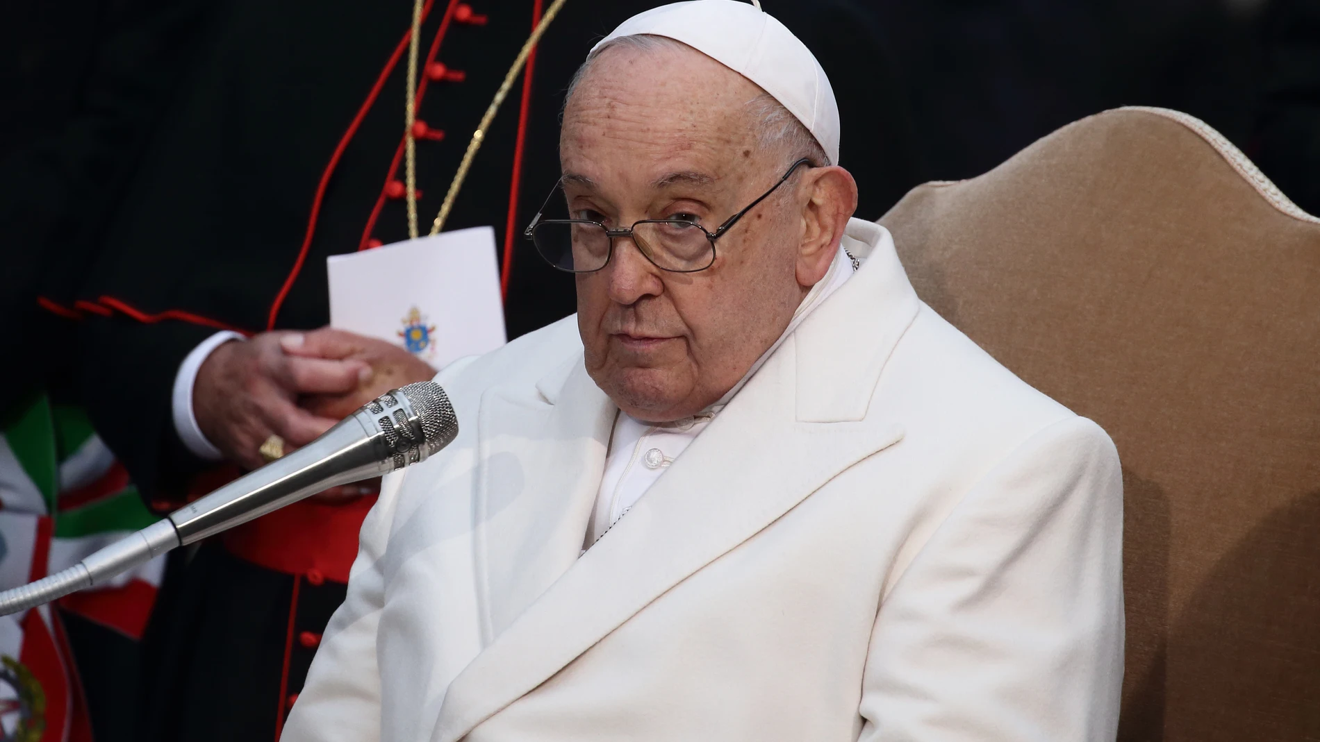 El Papa elogia la labor de Mediterranea Saving Humans "para salvar a la pobre gente que huye de la esclavitud"