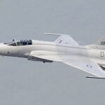 Un caza JF-17 de la fuerza aérea paquistaní