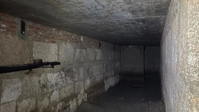 Hallan bajo la Plaza de Cervantes un refugio antiaéreo de la Guerra Civil