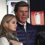 Genoveva Casanova y Cayetano Martínez de Irujo