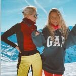 Belén Rueda y su hija Belén Écija esquiando