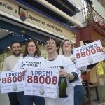 Lotería.- Alcossebre y Castelló celebran los ocho décimos vendidos del premio Gordo en el Sorteo de Navidad