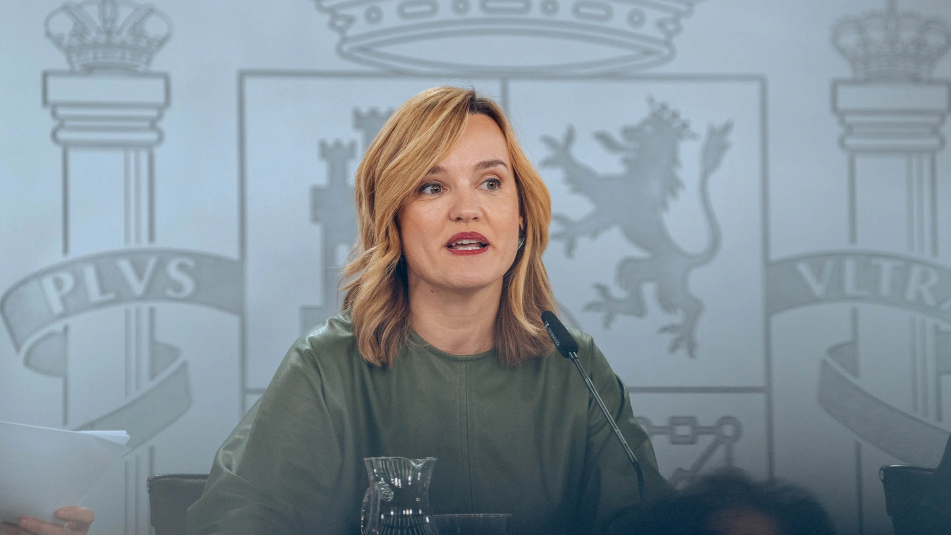 Alegría pide la dimisión de un concejal del PP de Cangas tras levantarle la mano a la teniente de alcalde del PSOE