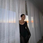 Alba Díaz con mono semitransparente