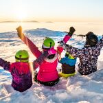 Esquiar en familia: Descubre la escapada perfecta para disfrutar con los más pequeños