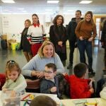 La vicepresidenta Isabel Blanco visita un colegio de La Cistérniga, en Valladolid, para ver el desarrollo del Programa Conciliamos 