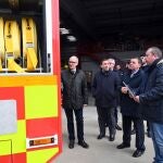 González Gago entrega dos camiones contra el fuego a la Diputación de Salamanca