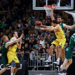 Laprovittola intensa asistir a Vesely ante la intimidación de Kravish
