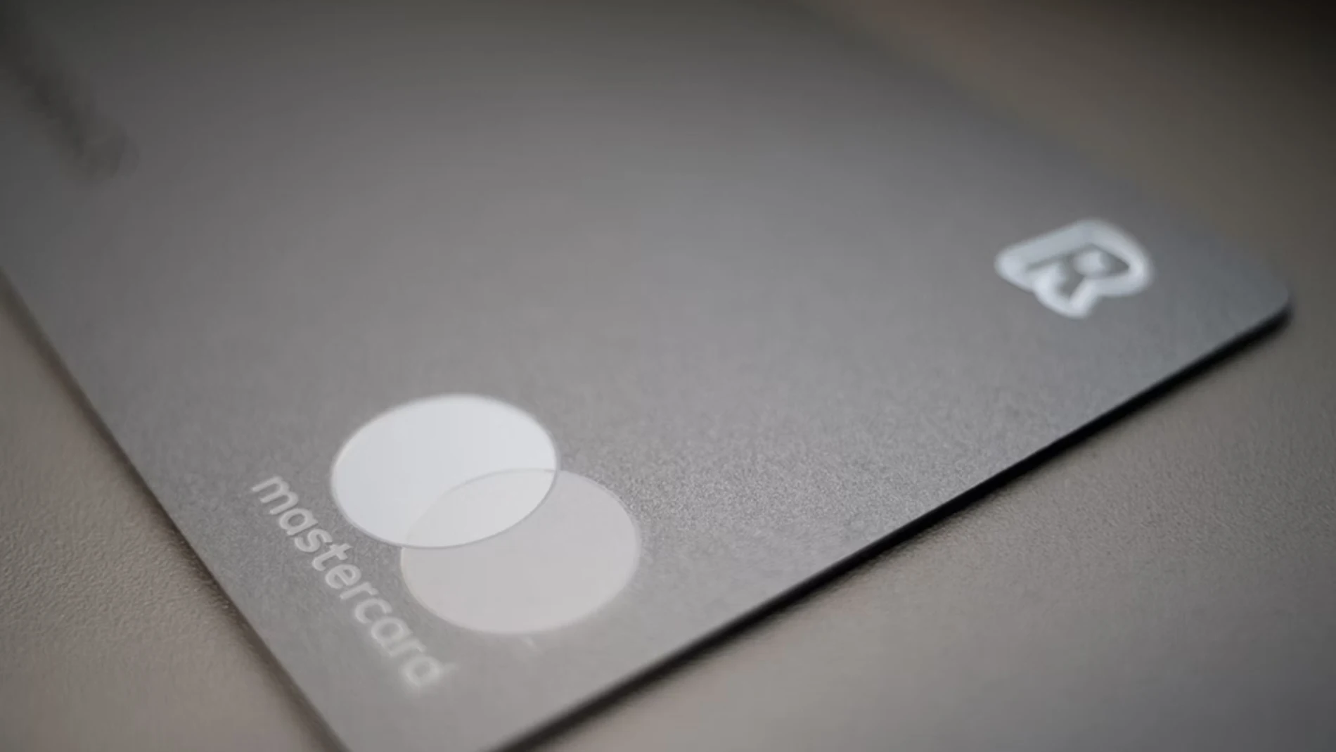 Revolut garantiza la facilitad de que cualquier usuario pueda abrirse una cuenta bancaria.