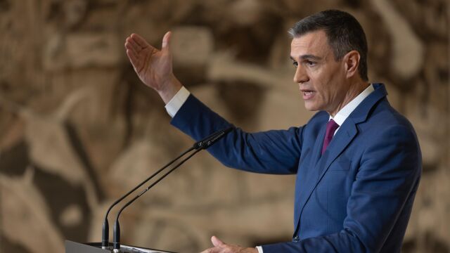 "El jefe del Gobierno no tiene la más mínima ética y no conoce la más mínima decencia"