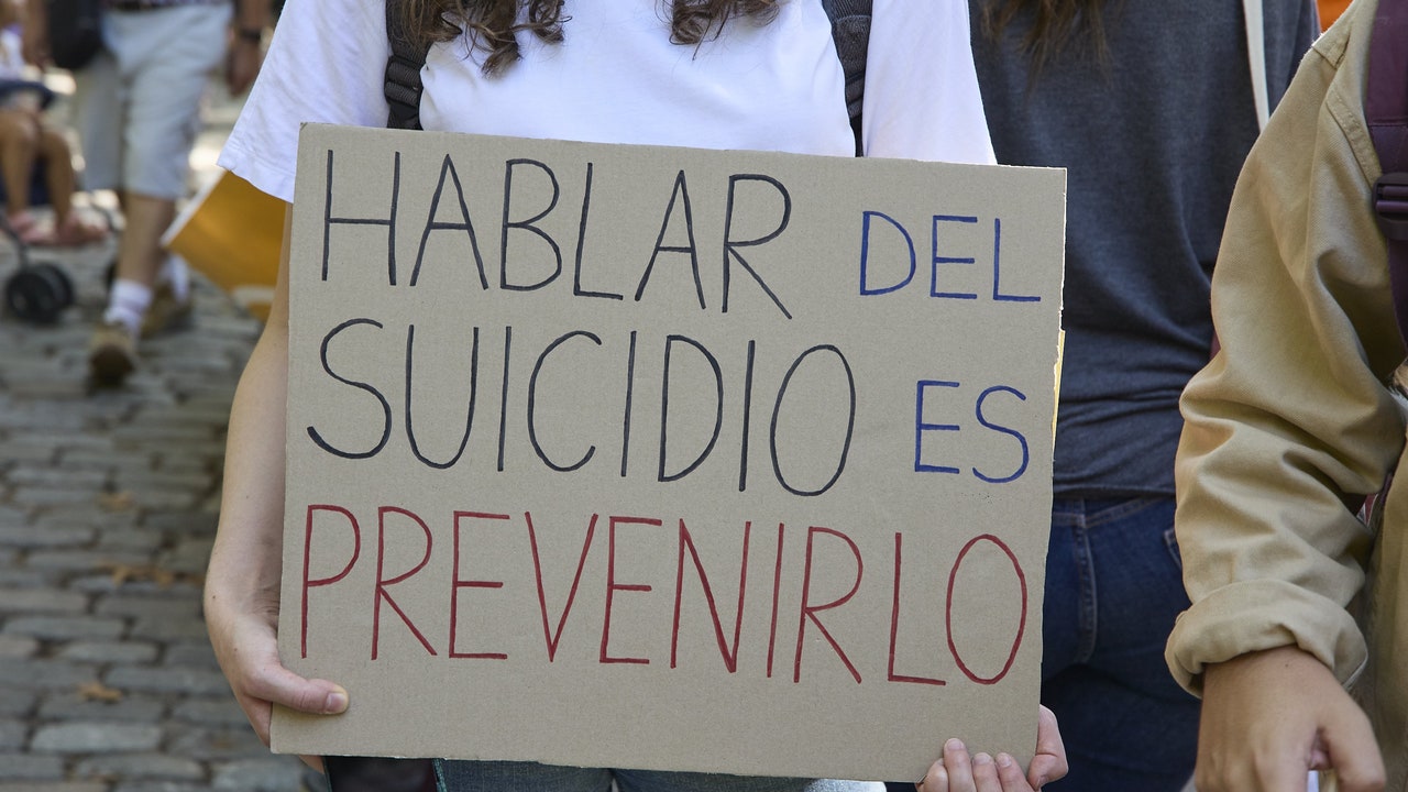 El Teléfono de Prevención evita 300 intentos de suicidio en Barcelona