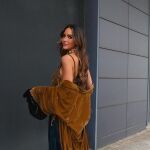 Rocío Osorno con look de terciopelo de Parfois.
