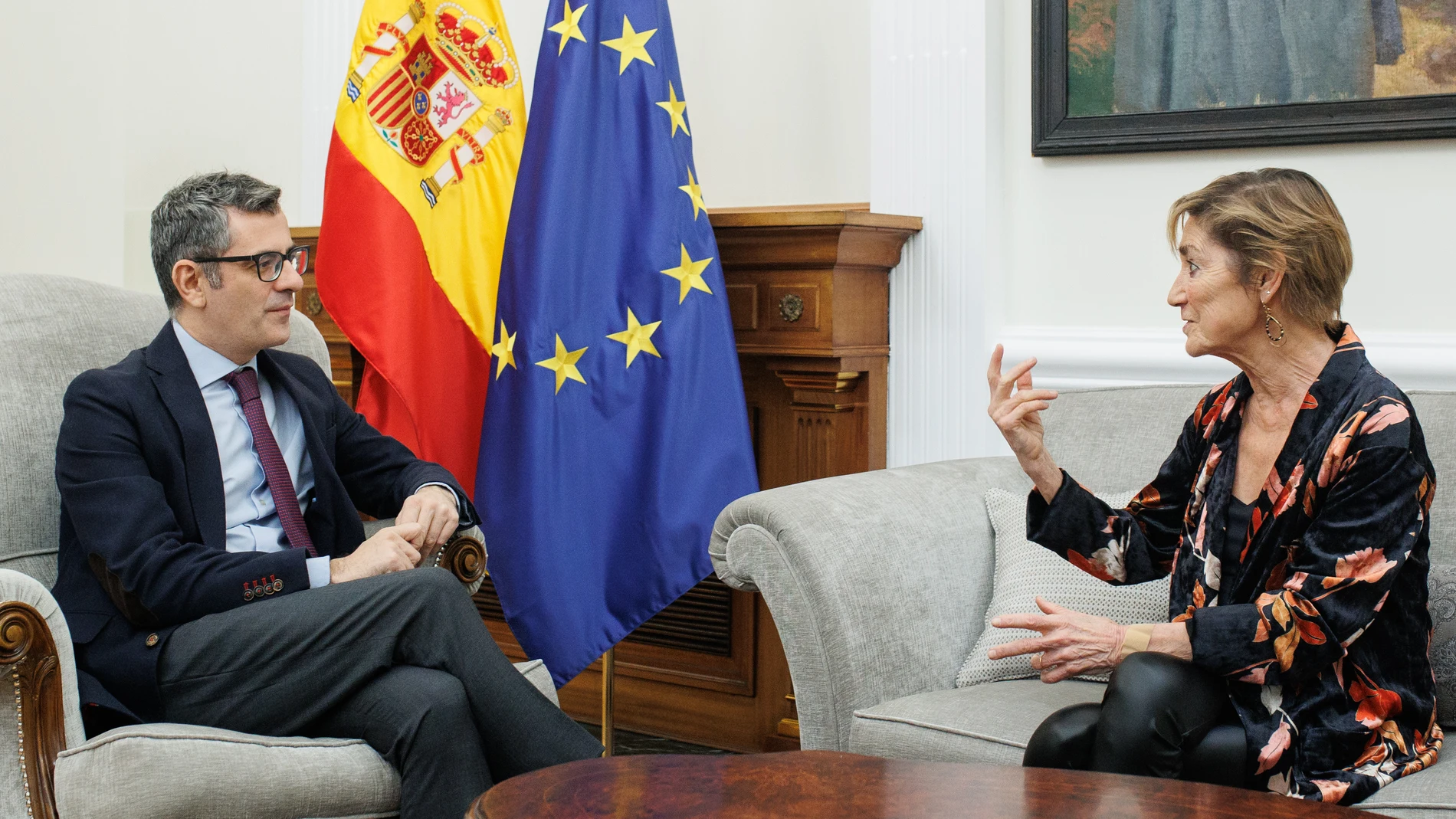 El ministro de la Presidencia, Justicia y Relaciones con las Cortes, Félix Bolaños, y la presidenta del Consejo General de la Abogacía Española, Victoria Ortega, durante una reunión, en el Palacio de Sonora, a 28 de diciembre de 2023, en Madrid (España). El Consejo General de la Abogacía Española es una corporación profesional de derecho público? que agrupa a los colegios profesionales de abogados de España. 28 DICIEMBRE 2023;DERECHO;JUSTICIA;MINISTRO;MINISTERIO;REUNIÓN; Alejandro Martínez ...