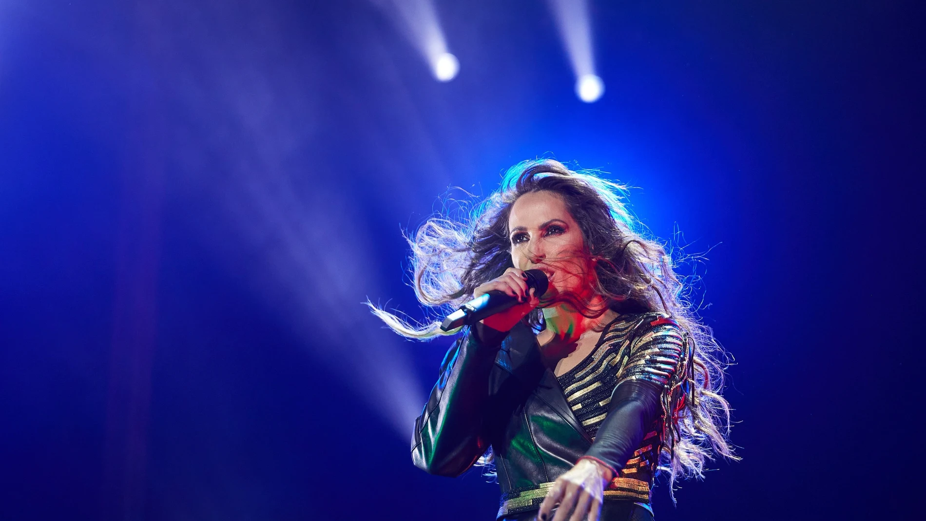 Malú en concierto